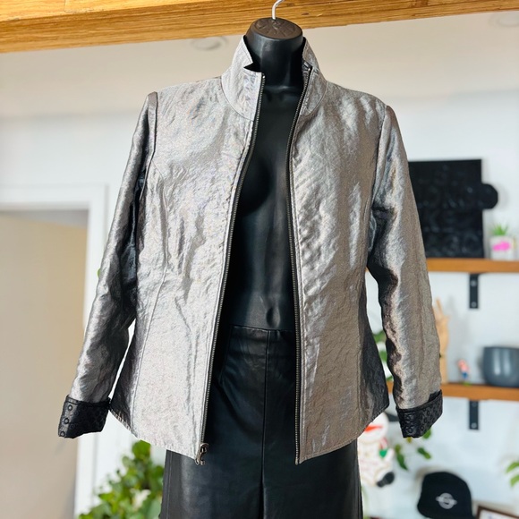 Spanner-Reversible Jacket Silver & Black Embroidered Circles | Size M - Picture 13 of 14